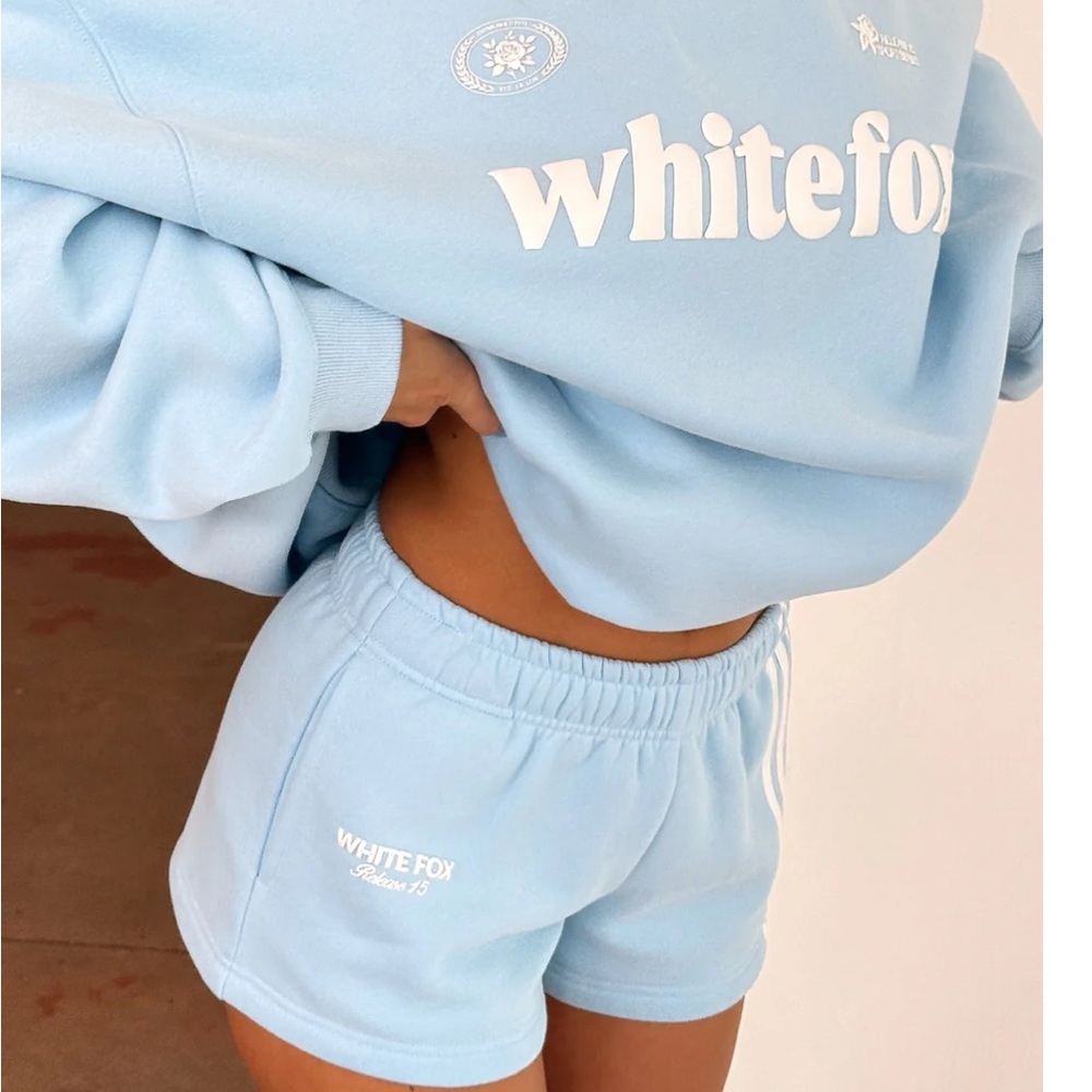 WHITE FOX RELEASE 15 ASALIA LOUNGE  LIGHT SKY BLUE SHORTS SIZE NWT